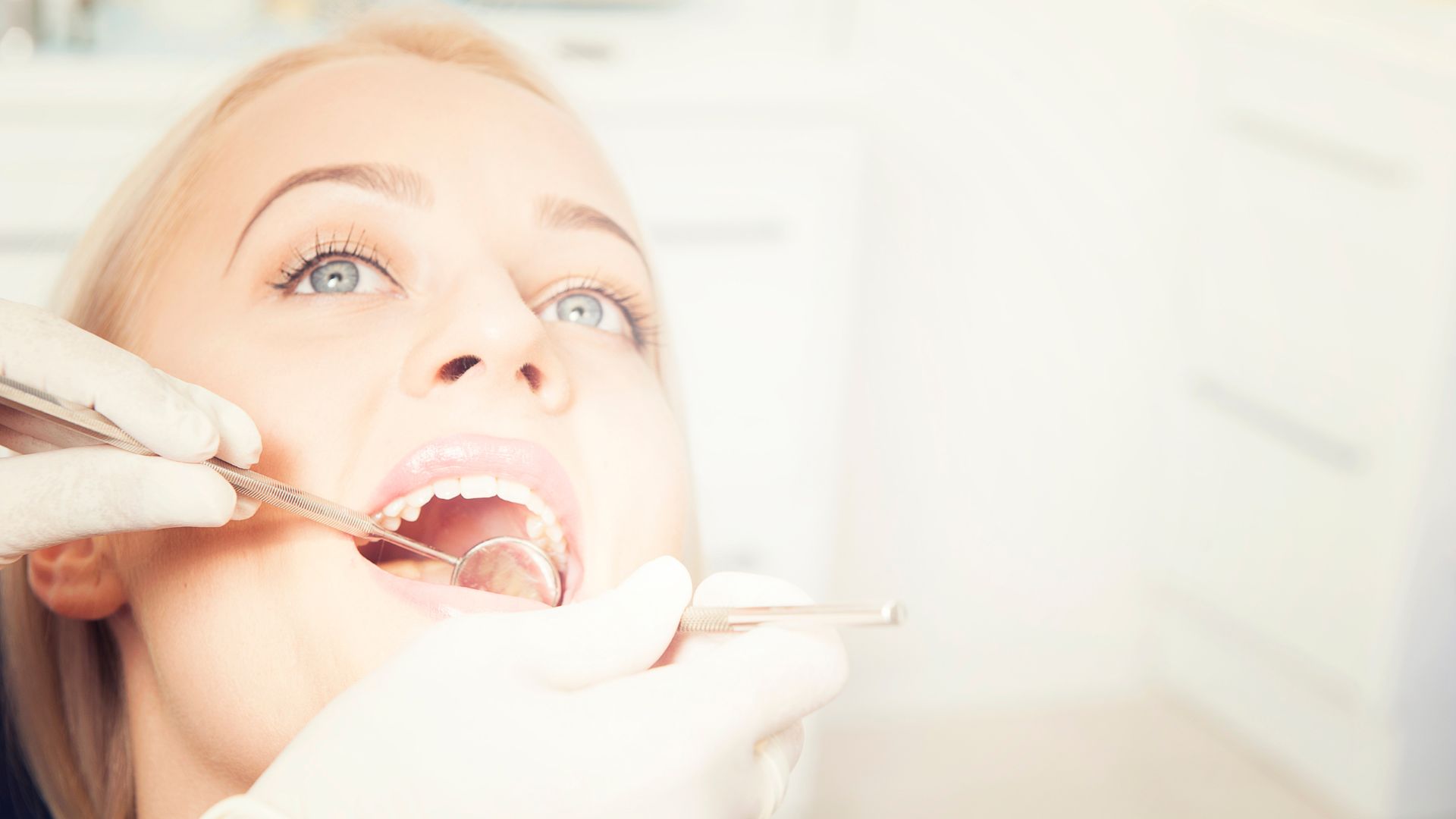 What To Know About Dental Implant Treatment